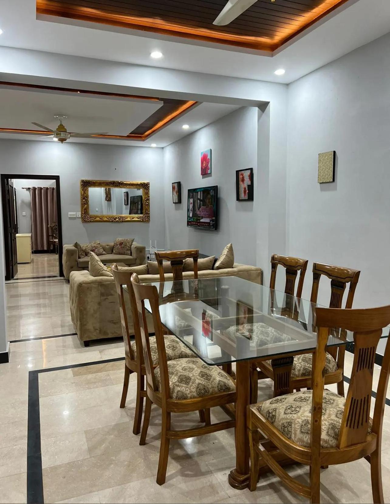 Holiday In Islamabad Exterior foto